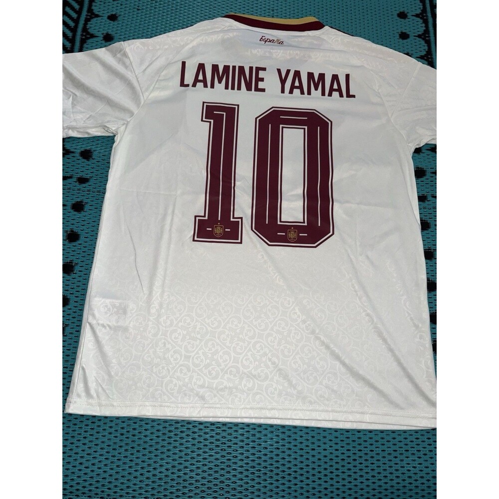 Lamine Yamal Spain #10 (Custom Print) Worldcup 2026 Away Fan Jersey/ Kit(Medium) - Picture 2 of 6